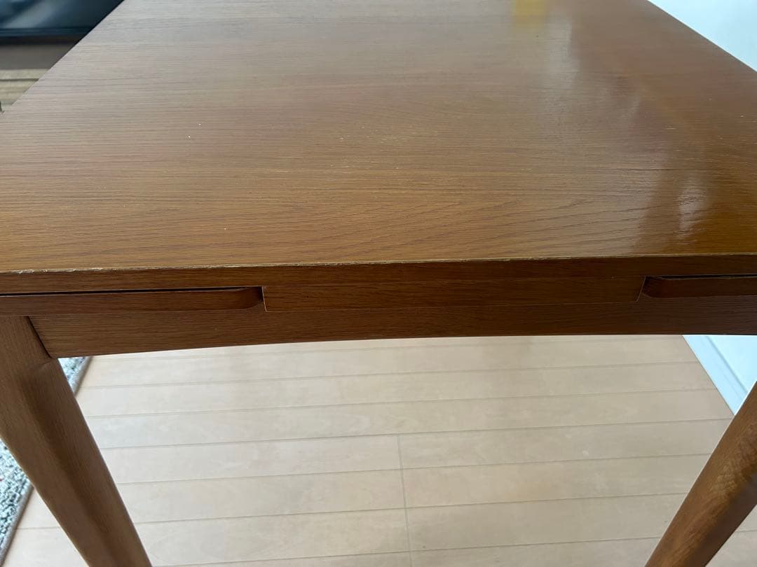 unico TRITO ダイニングテーブル