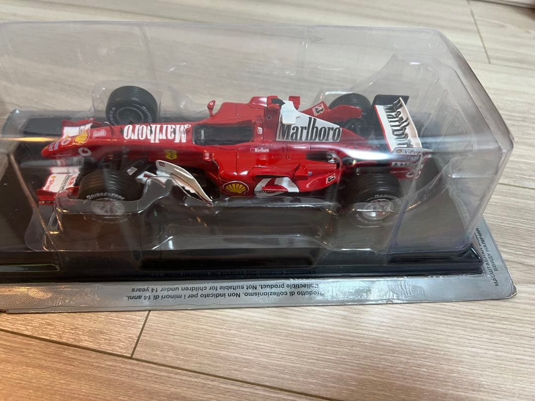 マルボロ仕様　ビッグスケールF1コレクション フェラーリF2004　シューマッハ
