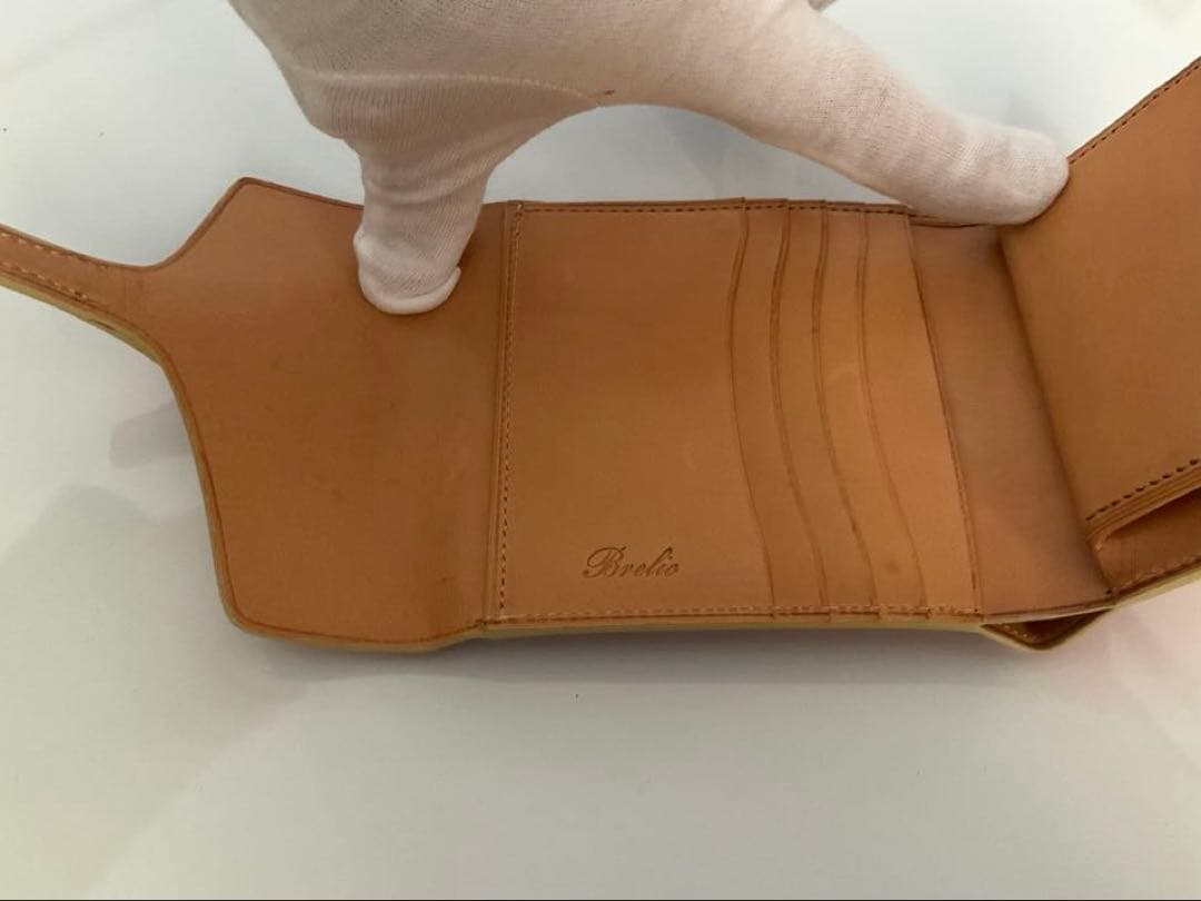 ブレイリオ(Brelio) 二つ折り財布 レッド