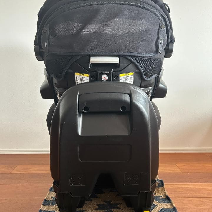 Aprica フラディアグロウ ISOFIX