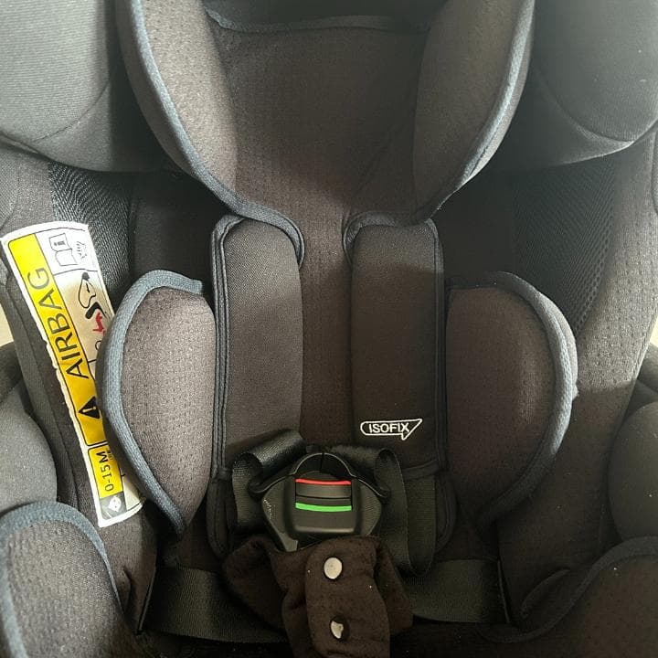 Aprica フラディアグロウ ISOFIX