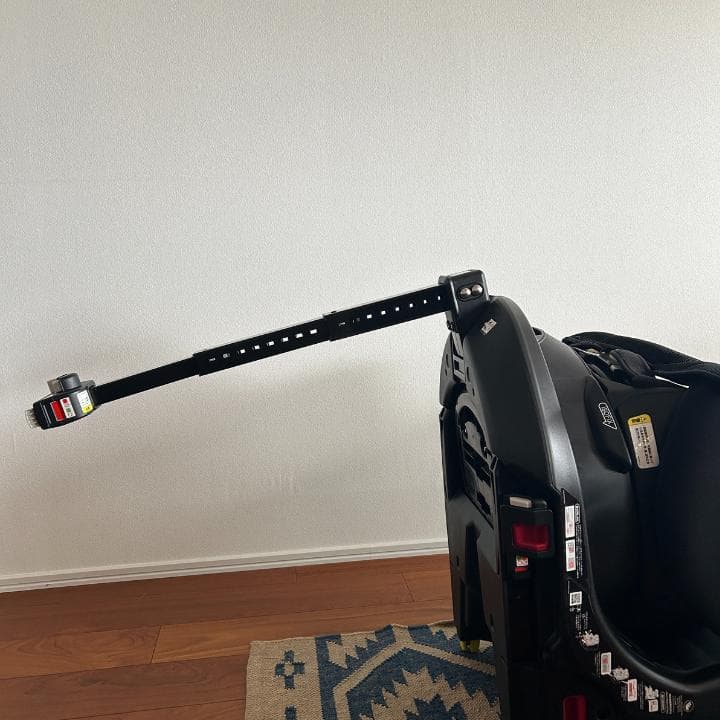 Aprica フラディアグロウ ISOFIX