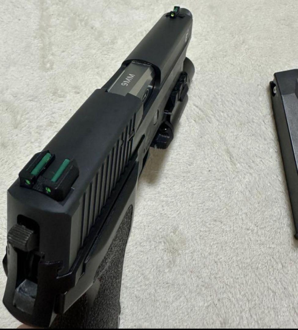 東京マルイ Sig p226E2カスタム+サイレンサー+ダットサイトマウント