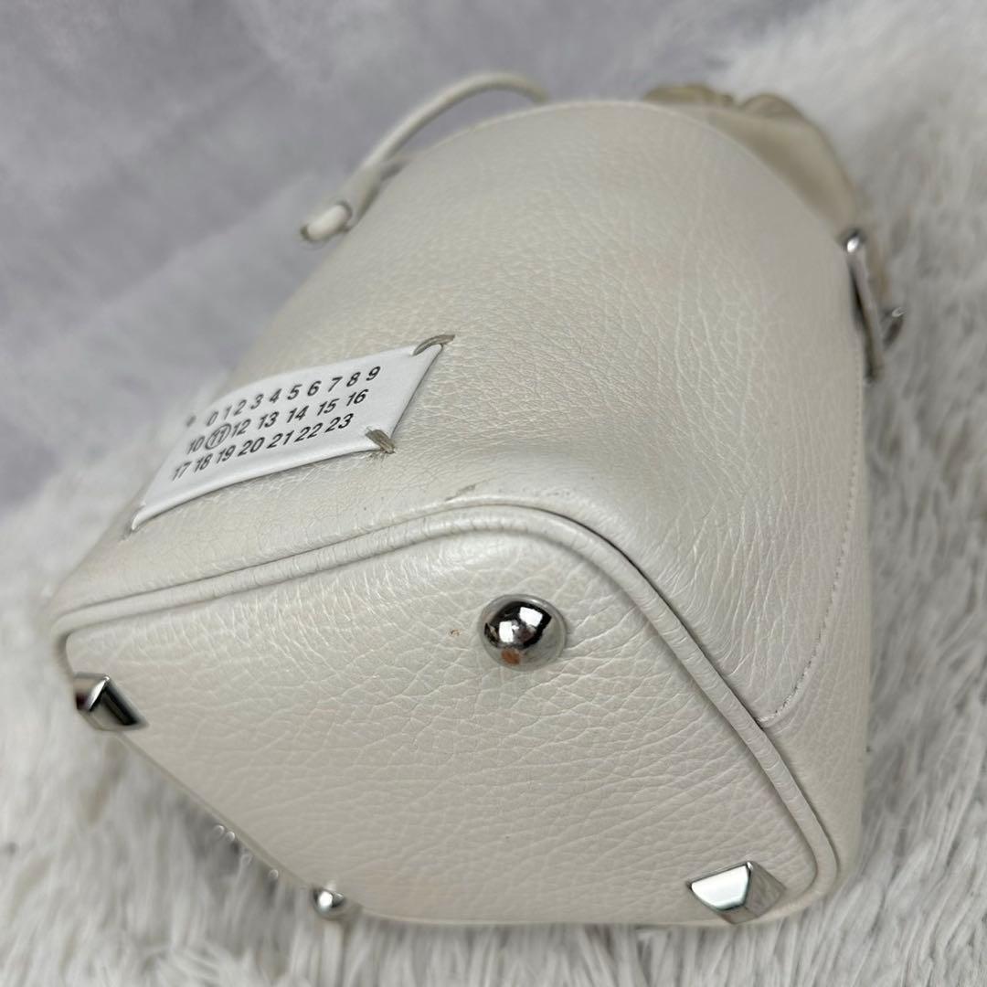 美品 メゾンマルジェラ レザー 2WAY ショルダーバッグ チェーン 5ac 白