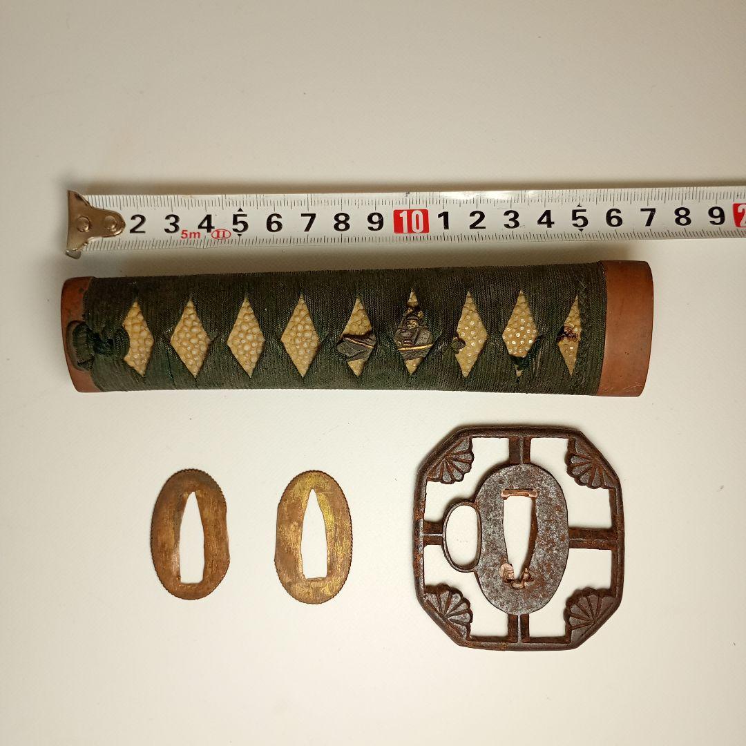 蔵から出てきた十字鍔と柄　【隠れキリシタン　刀装具】