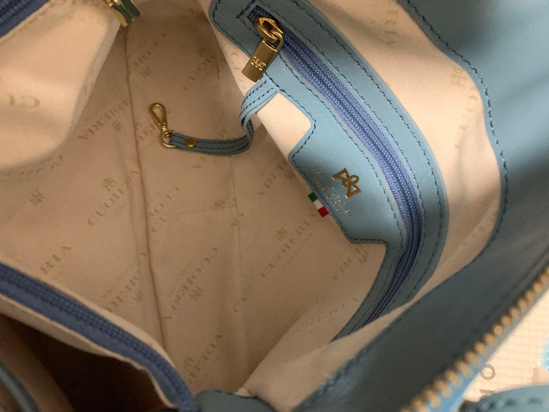 もち CUOIERIA FIORENTINA レザー　ショルダーバッグ