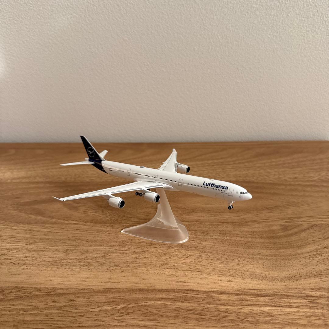 航空機・ヘリコプター Herpa Lufthansa A340-600 1/500
