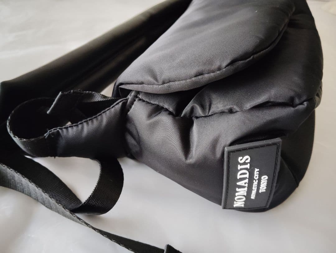 ＜NOMADIS＞LUCK ショルダーバッグ