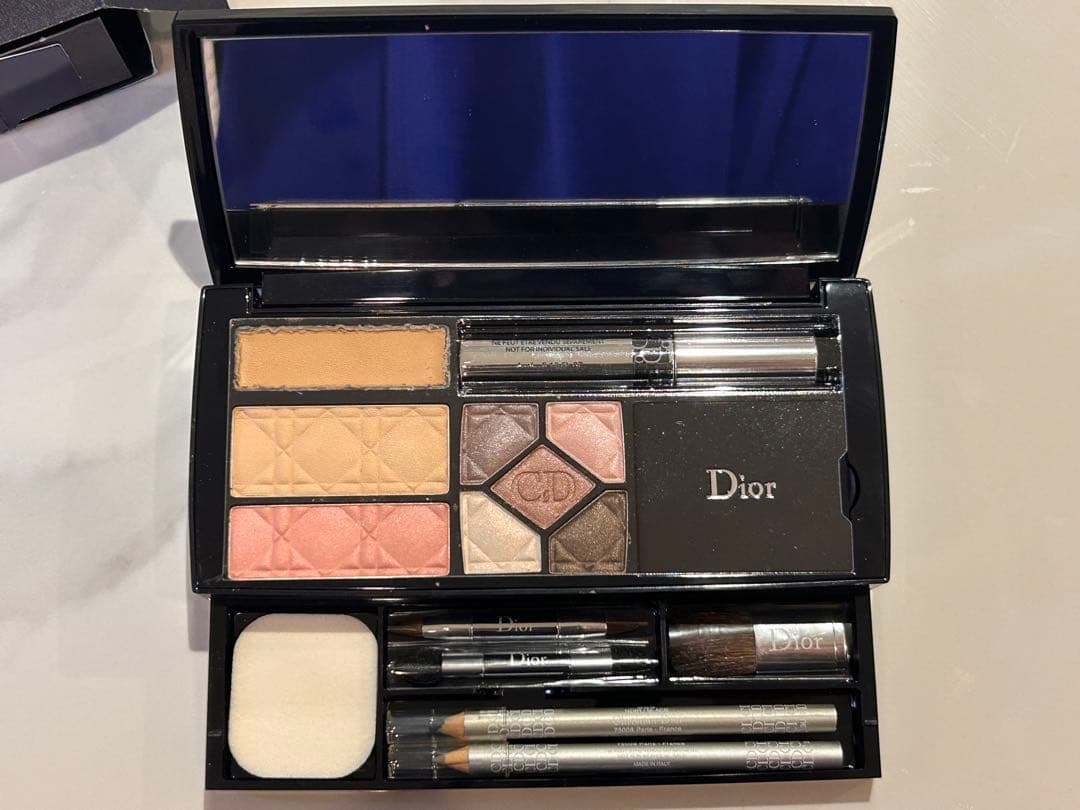 DIOR COLOR DESIGNER メイクパレット