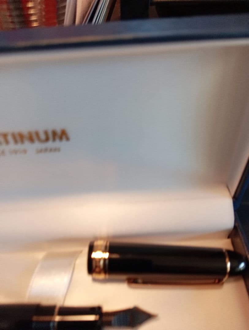 PLATINUM 万年筆♯3776 14K F 585 ブラック新品同様