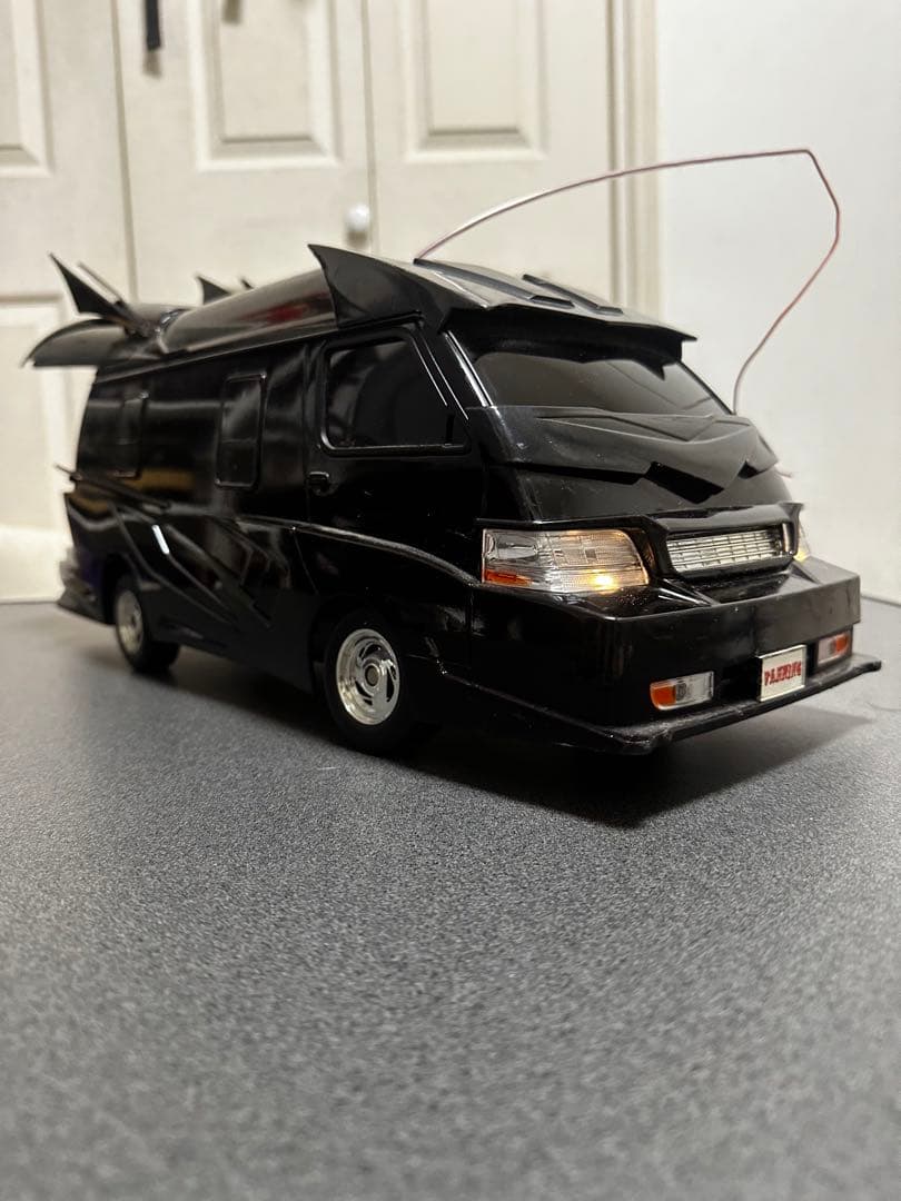 シボレーアストロ & バニングハイエース ラジコン2台セット ジャンク