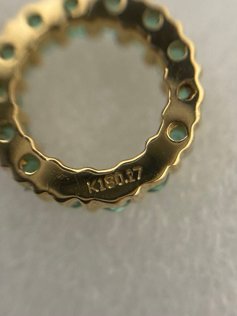 3-2523 K18 グリーンストーン（エメラルド？）　ペンダントトップ（2個）