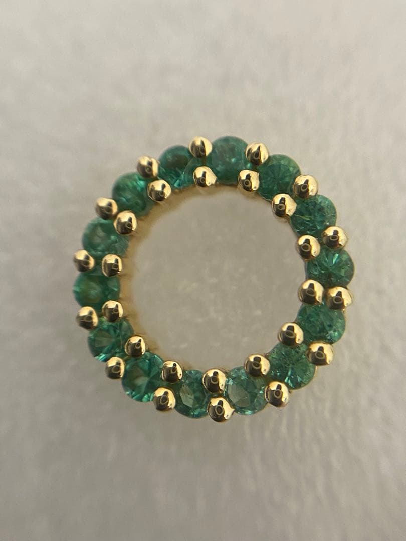 3-2523 K18 グリーンストーン（エメラルド？）　ペンダントトップ（2個）