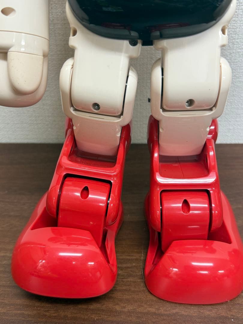 【送料込み】鉄腕アトム　コミュニケーションロボット　　専用キャリー付　ATOM