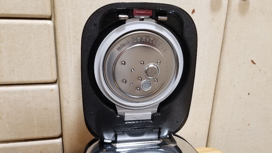 ☆2023年製☆美品☆パナソニック圧力IH炊飯器 バックライト液晶