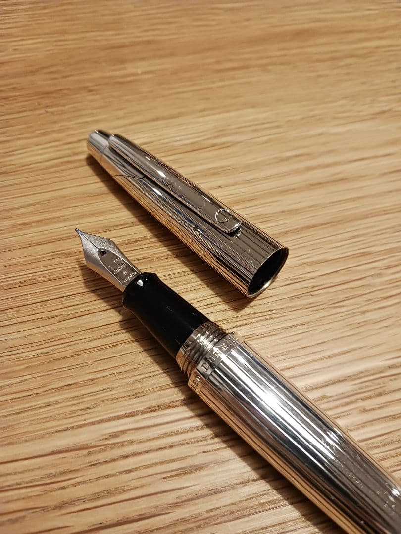 A.DUNHILL ダンヒル 万年筆 AD2000 ライン M 18k750 A.DUNHILL