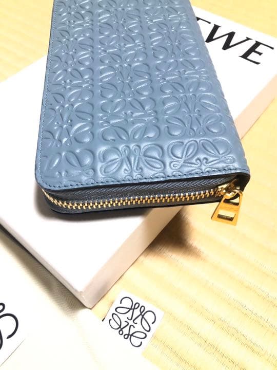 なつ様専用ロエベ リピートグリットラウンドファスナー長財布 水色