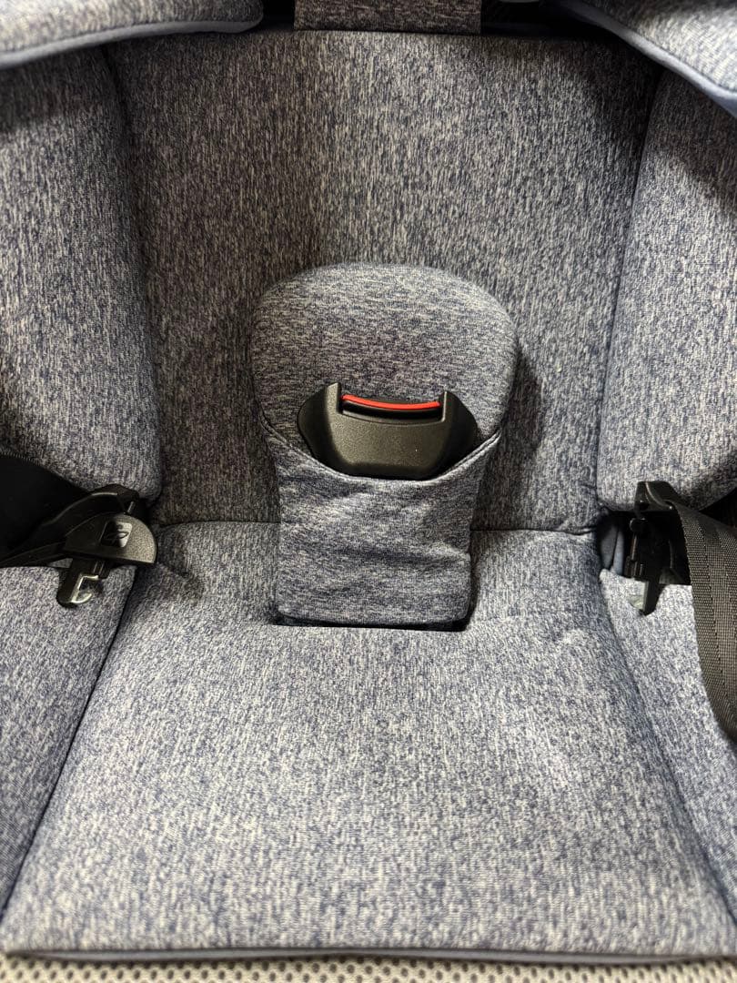 Aprica チャイルドシート ISOFIX クルリラ　プラス　ライト