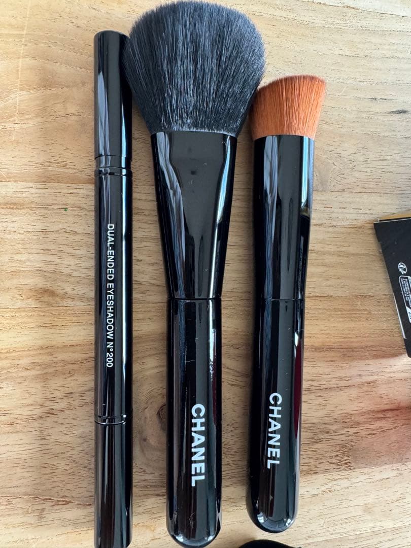 週末特価【新品】CHANELブラシ3本セット レパンソー アンソンディエ14限定