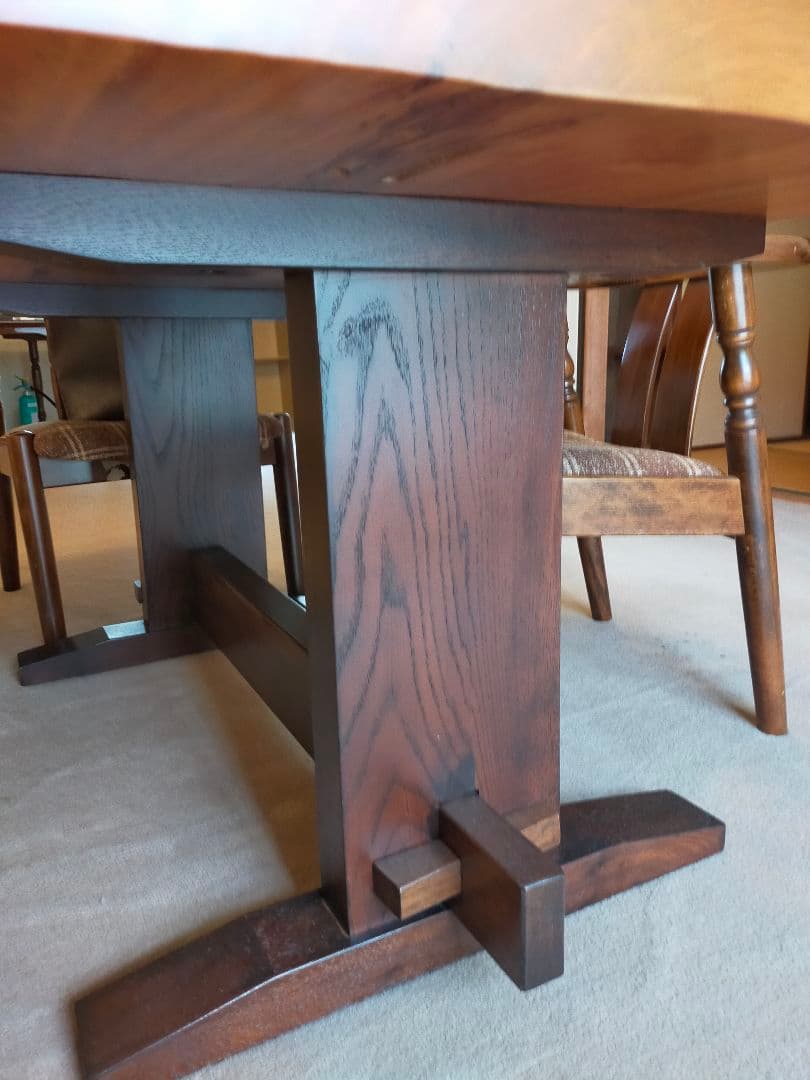 一枚板（栃）テーブル