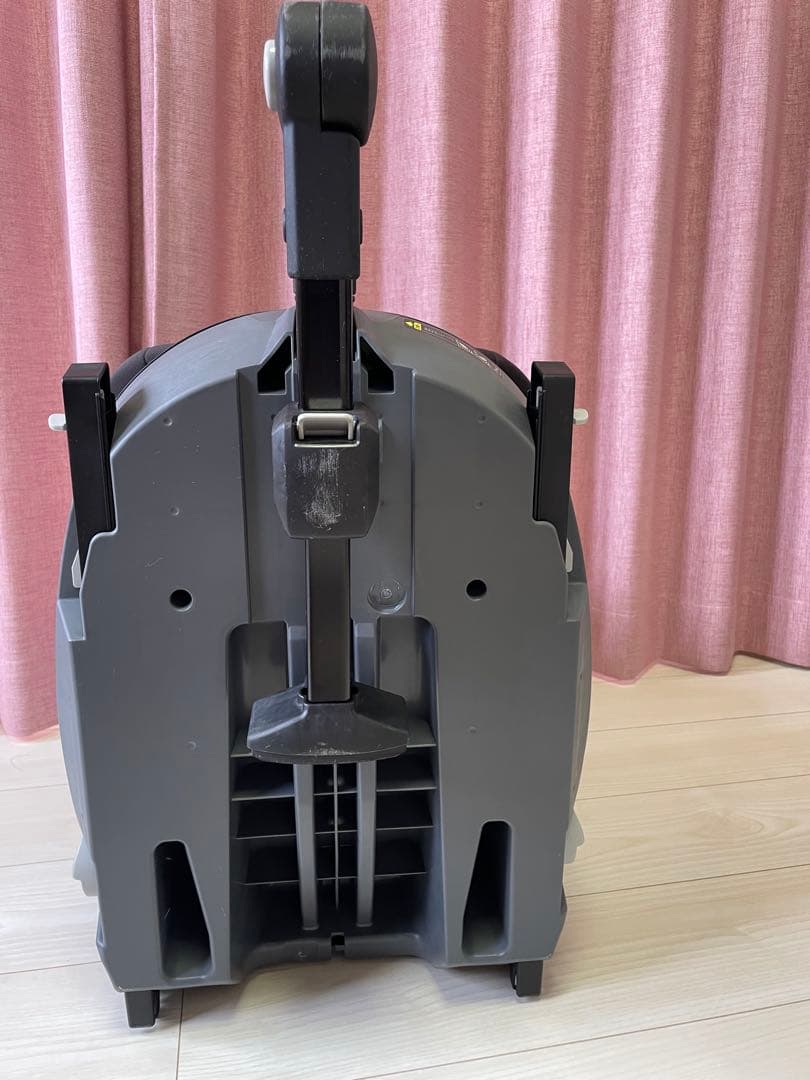 360°回転　Combi クルムーヴ スマートISOFIX エッグショックNeo