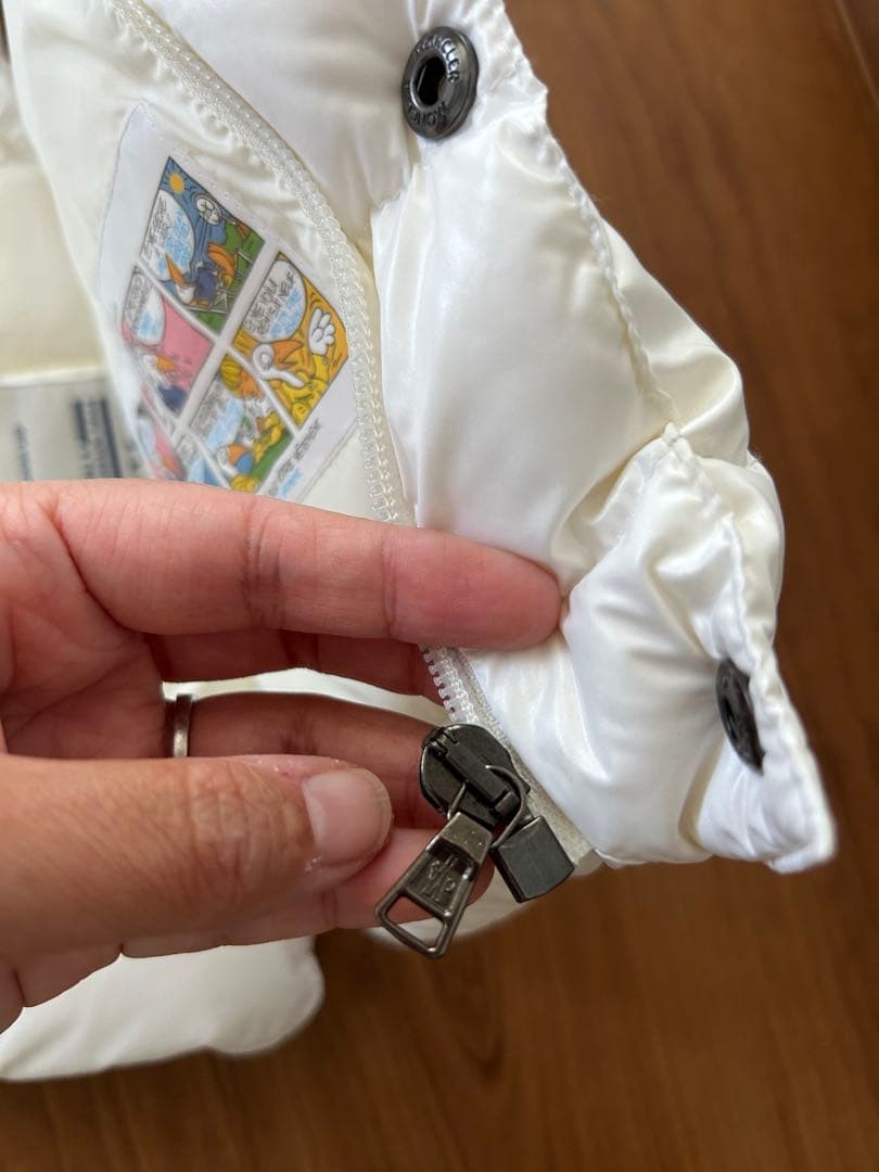 MONCLER ホワイト ダウンベスト