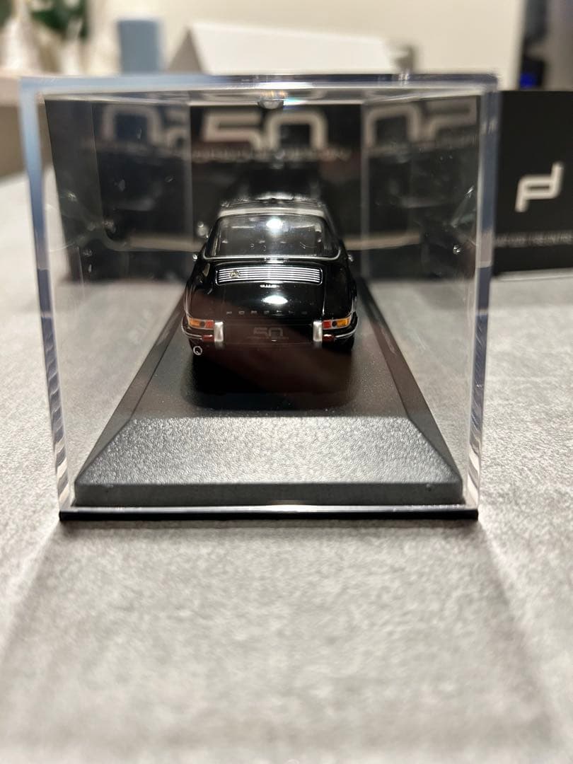 1/43 ミニチャンプス　ポルシェ911S タルガ 1972 50周年限定モデル