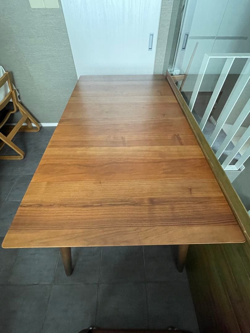 ■ウォールナット/天然木/無垢材 ダイニングテーブル　伸長式■ニトリ/フィルン