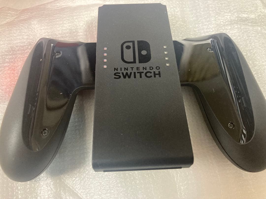 【美品】Nintendo Switch 箱付属品付き　動作確認済