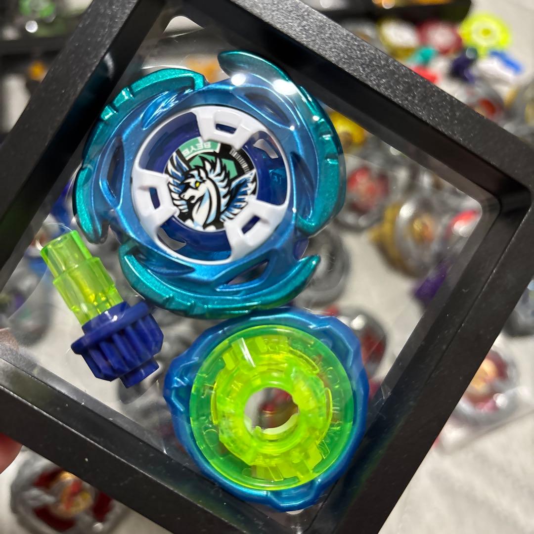 ベイブレードX 引退品まとめ売り 収納ケース付き 約30個 ベイブレードX