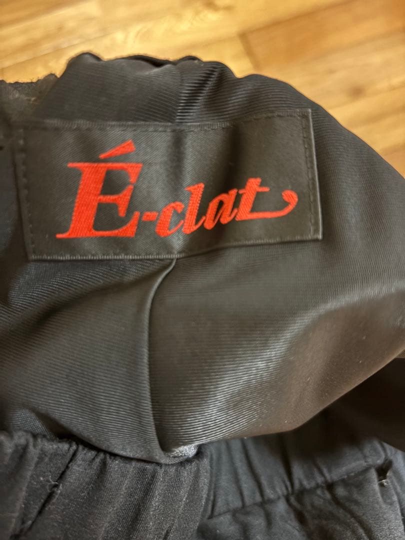 イークラット　パンツ