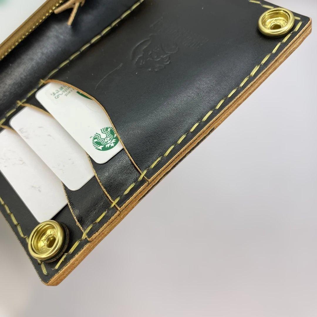 週末限定セール 折らずお札収納 茶芯 丘染めブラックの無骨トラッカーウォレット