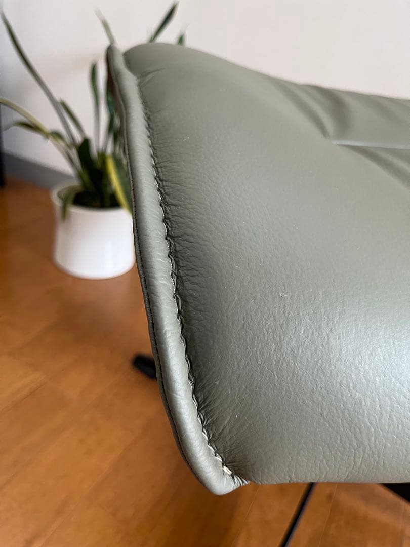 galaxy 本革　オットマン　ノルウェー　北欧　美品　2025年製　エコーネス