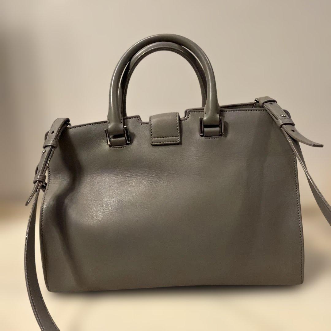 Saint Laurent グレー レザー ショルダーバッグ