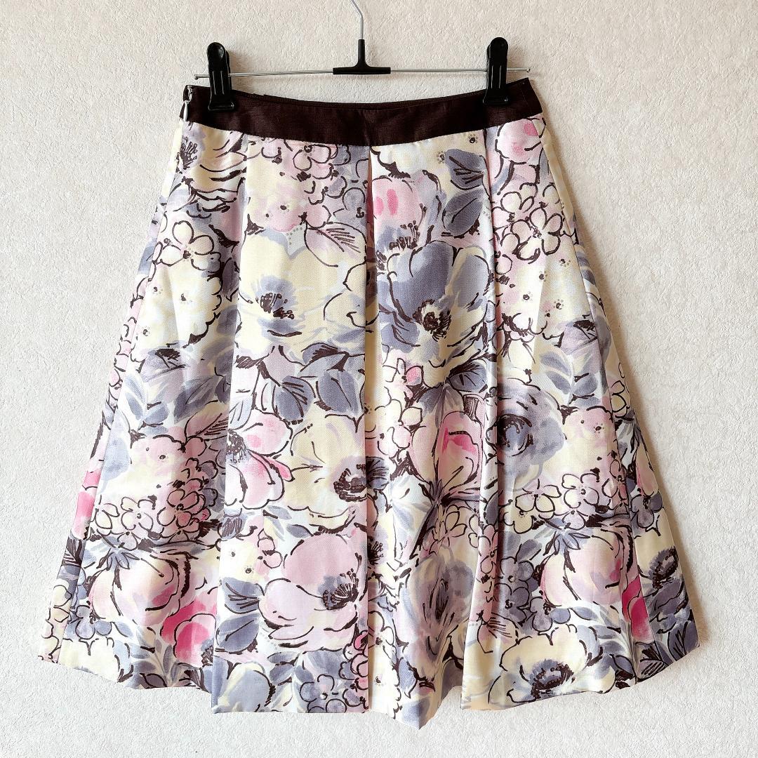 新品タグ付⭐️エムズグレイシー フラワープリント フレアスカート 38 M 花柄