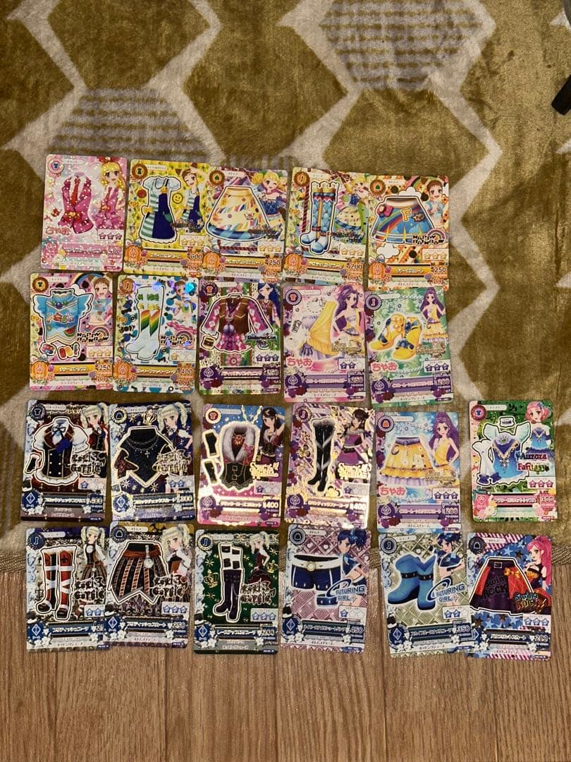 アイカツカード まとめ売り 106枚 限定スリーブ9枚付き アイカツカードまとめ売り