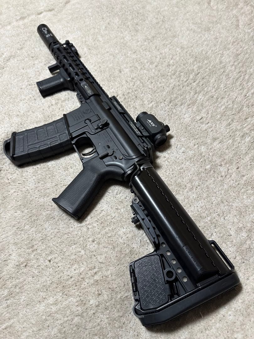 東京マルイ 次世代電動ガン M4A1 CQB-R カスタム付 属品多数
