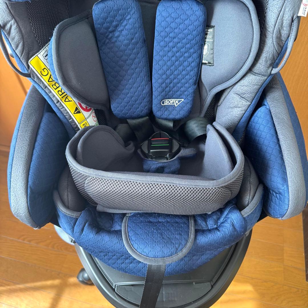 アップリカ フラディアグロウ ISOFIX360° セーフティ プレミアム AB