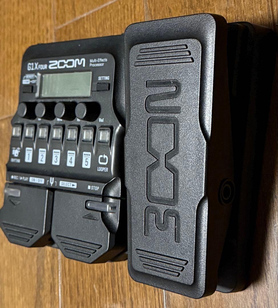 ZOOM G1X Four ギターエフェクター