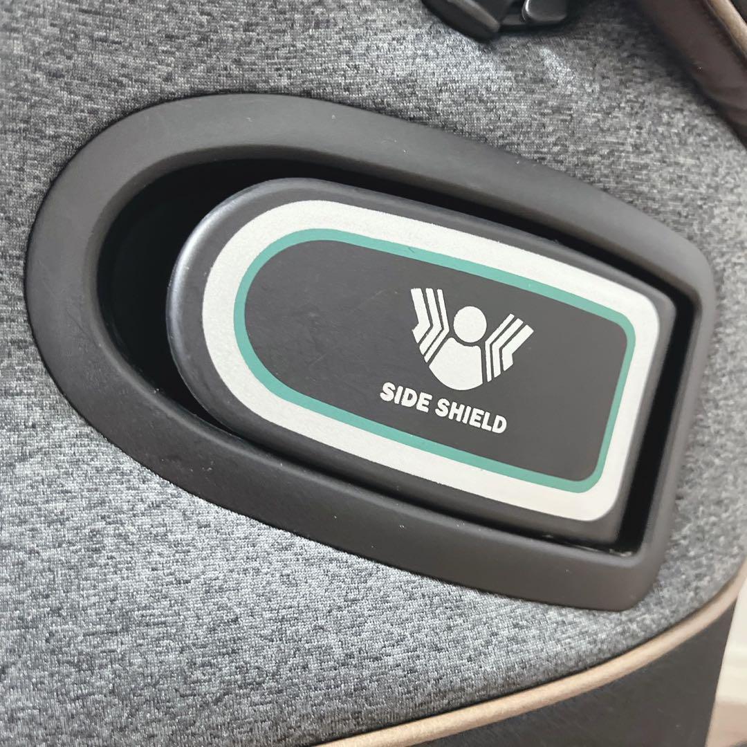 【美品】 Aprica クルリラ プロテクト　チャイルドシート　R129