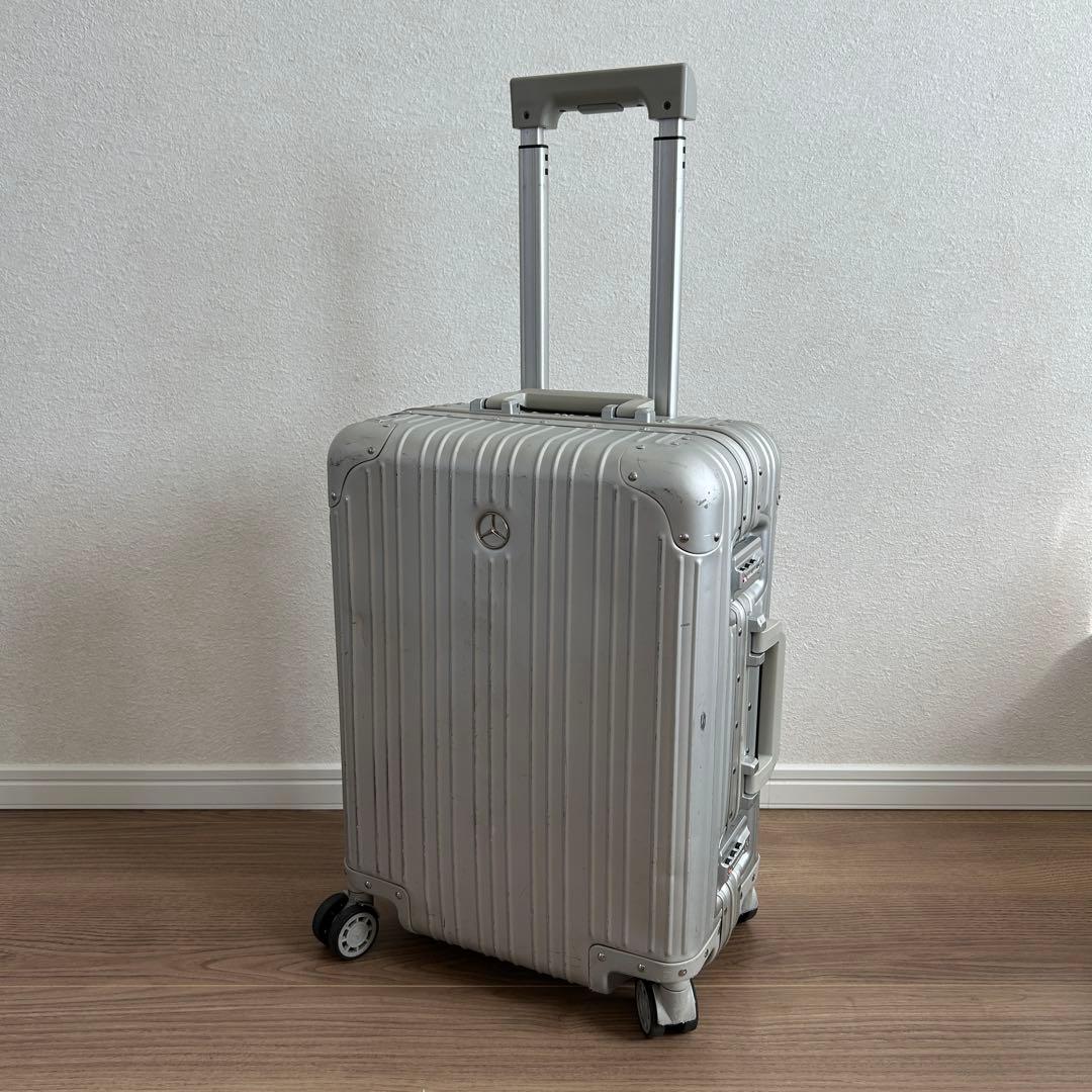 専用出品 ベンツ 32L キャリーケース 4輪 機内持込可 アルミ キャリー 専用出品 ベンツ 32L キャリーケース 4輪 機内持込可 アルミ キャリー