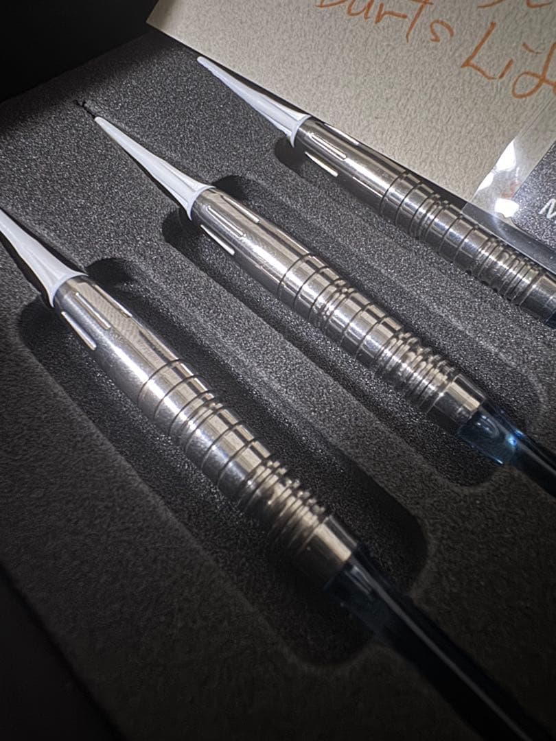 ダーツ JOKER D ULTIMATE pe. TROUBADOUR