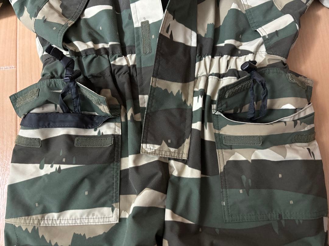 The North Face 子ども用スキーウェア 迷彩