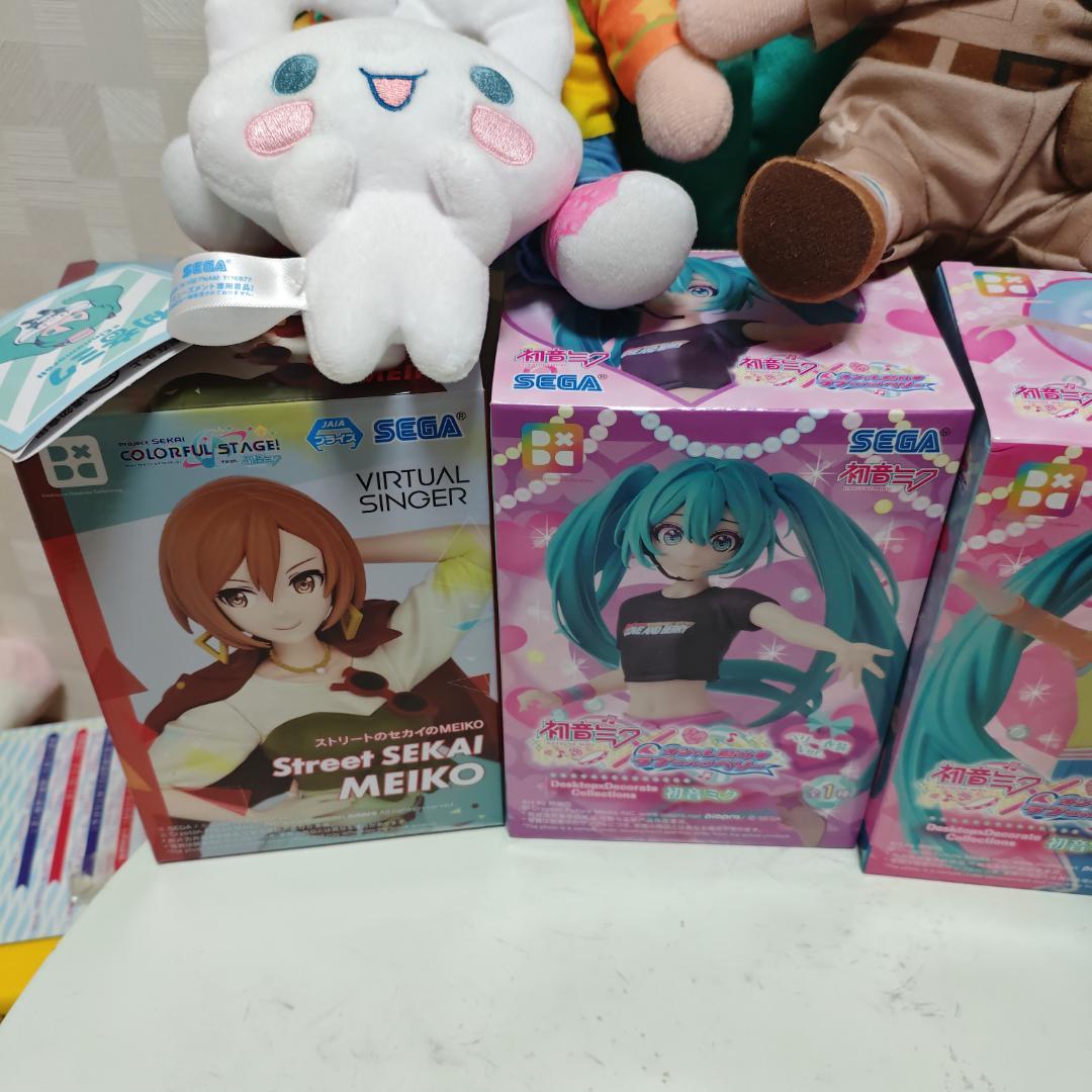 初音ミク プロジェクトセカイ フィギュアセット　ぬいぐるみ　美少女　まとめ売り