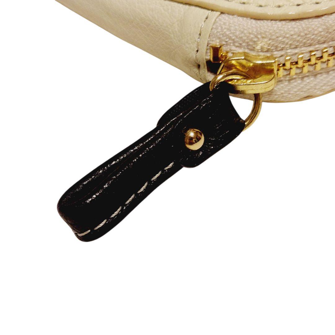 【美品】IBIZA パンダ ケース レザー ハート ストラップ付き