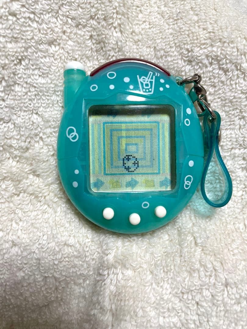 たまごっちケータイカイツー！めろんそーだ