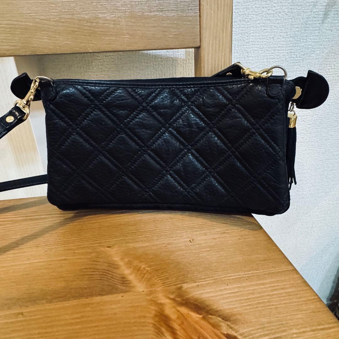 【極美品】ATAO ブーブー キルティング ショルダーバッグ ブラック