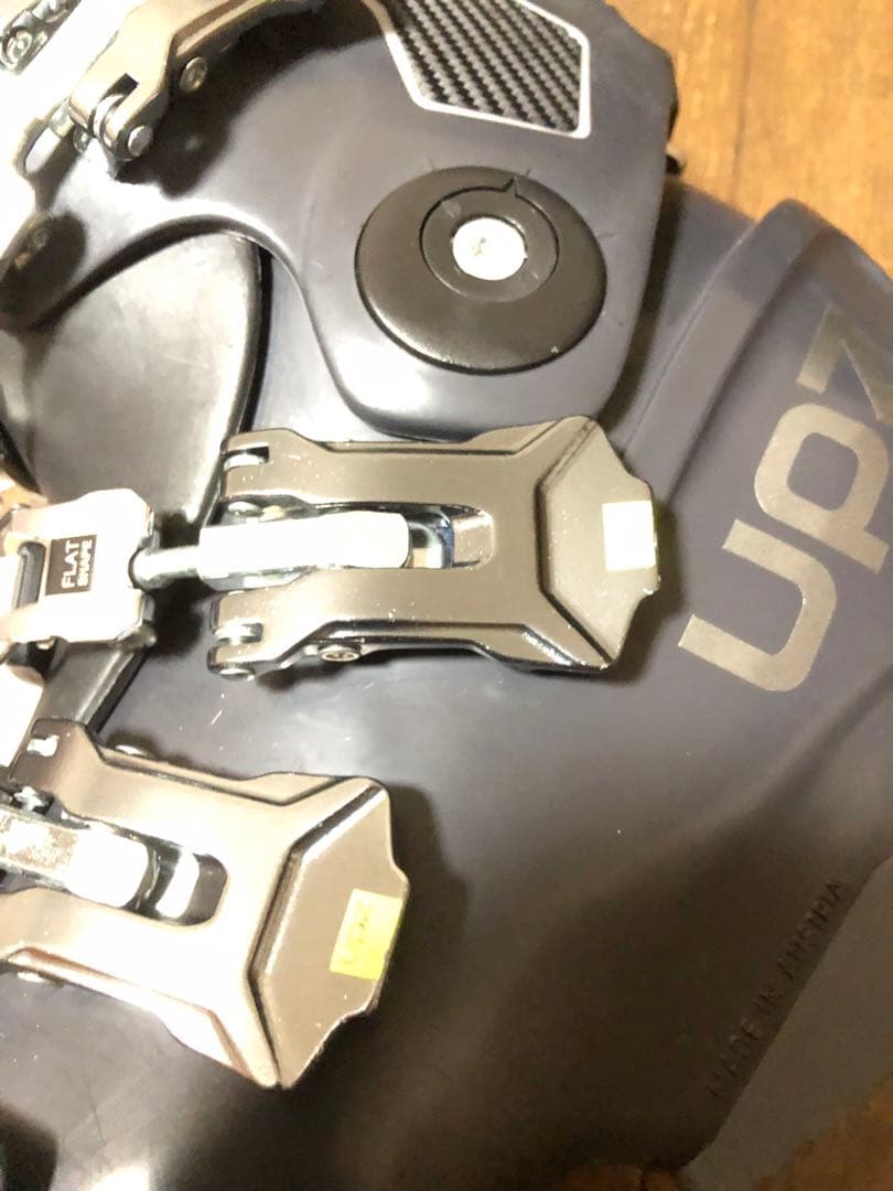 UPZ RC12 スノーボードブーツ ブラックソール長279/299