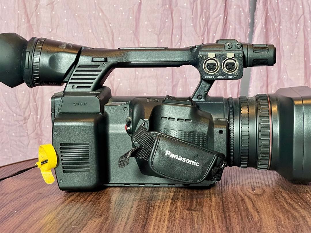 訳ありPanasonic AG-AC160 業務用カメラ バッテリーACアダブタ