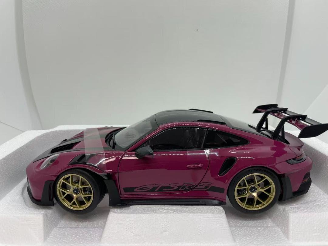 304-048 ノレブ 1/18 ポルシェ 911 GT3 RS 2022